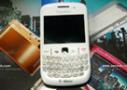 BlackBerry Curve 8520 สีขาวราคาสบาย