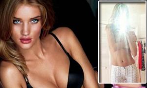 โรซี่ นางแบบสุดฮอต อวดอึ๋มขึ้นทวิตเตอร์