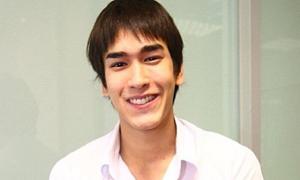 โดนเมาธ์ “ณเดชน์“ อ่านหนังสือไม่ออก แค่ชื่อ “นุ่น ศิรพันธ์“ ยังออกเสียงผิด! (มีคลิป)