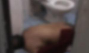 เมียช็อก! ผัวลื่นล้มดับในห้องน้ำ ศพพิงประตู