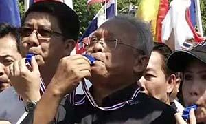 เพื่อไทยซัด ‘สุเทพ‘ ลั่นเป่านกหวีดครั้งสุดท้ายจนเฝือ